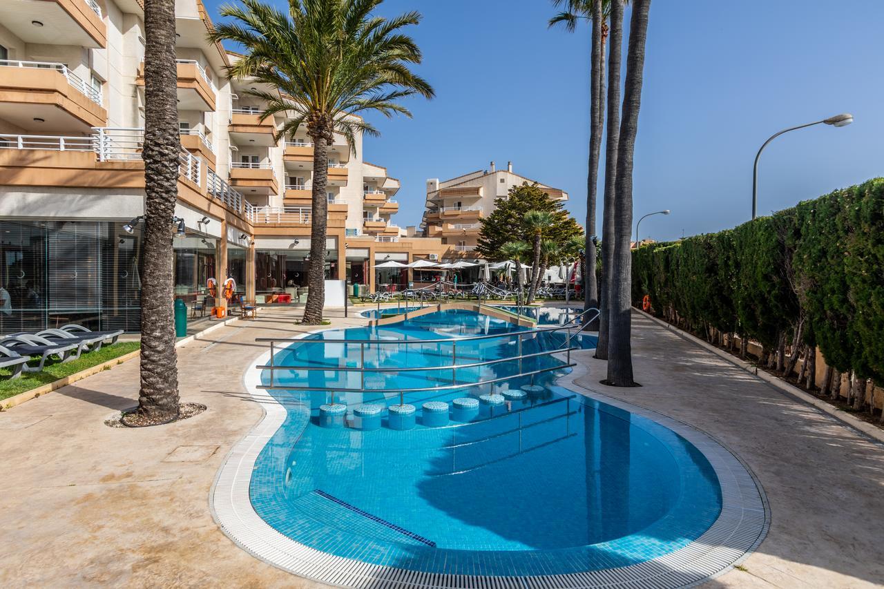 Hotel Illot Suites Cala Ratjada  Exterior photo
